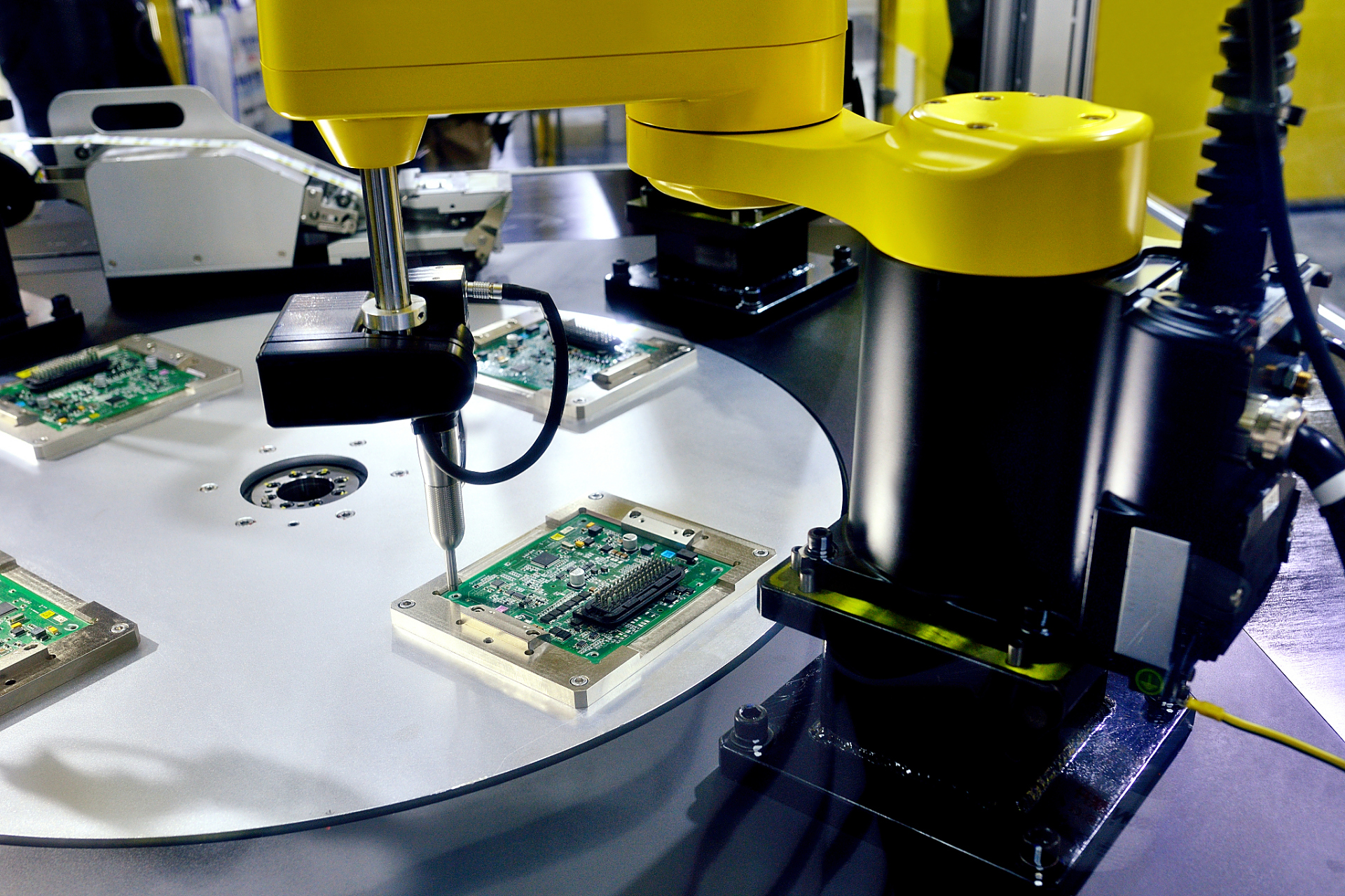 ai技术应用于工业视觉领域:从"辅助工具"升级为"智能制造的核心感知中枢"(图3)