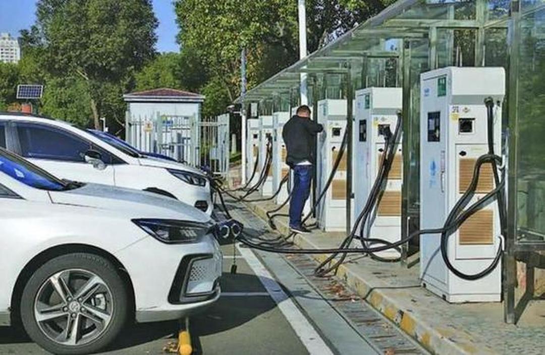 蓝牌车占用充电桩检测:技术、硬件与政策的协同解决方案(图2)