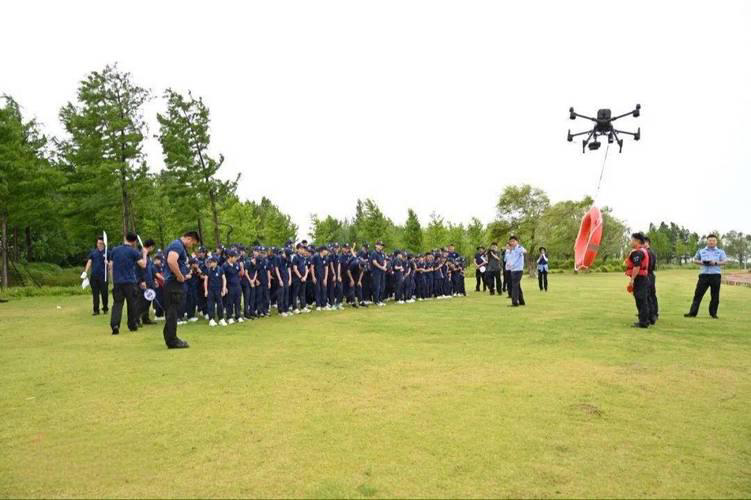 工地安全升级:AI跌倒检测+无人机救援,3秒响应筑牢高危作业防线(图4)