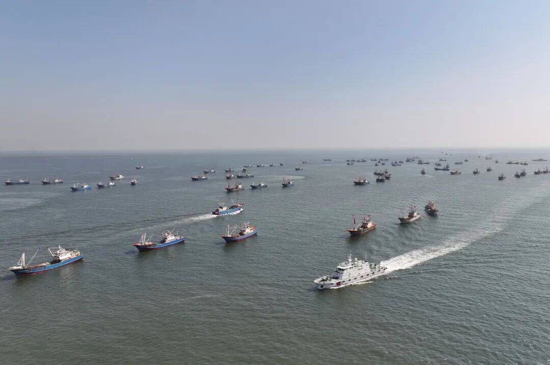 终结人工误判！边缘计算盒子破解船舶密集区识别混淆难题(图2)