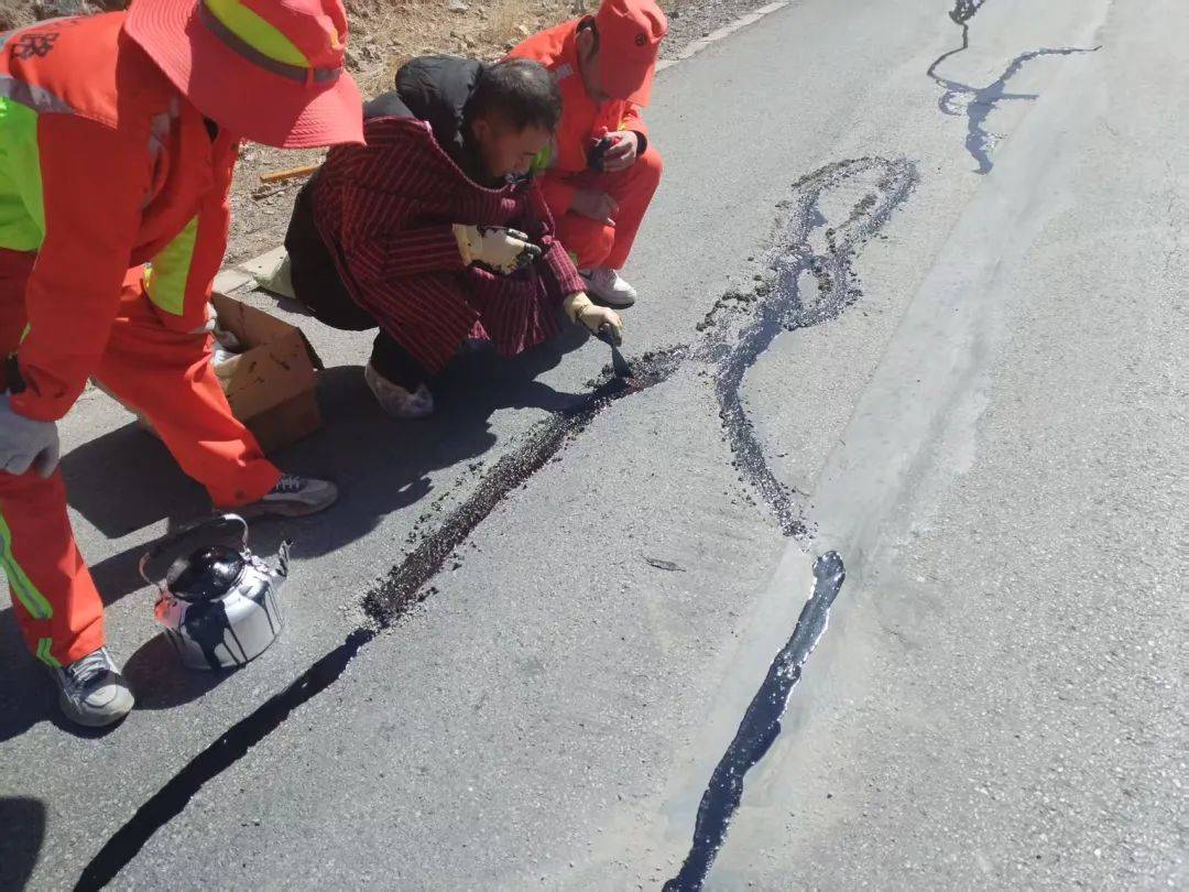毫秒级识别+闭环处置,主流边缘计算盒子破解路面裂缝巡检痛点(图2)