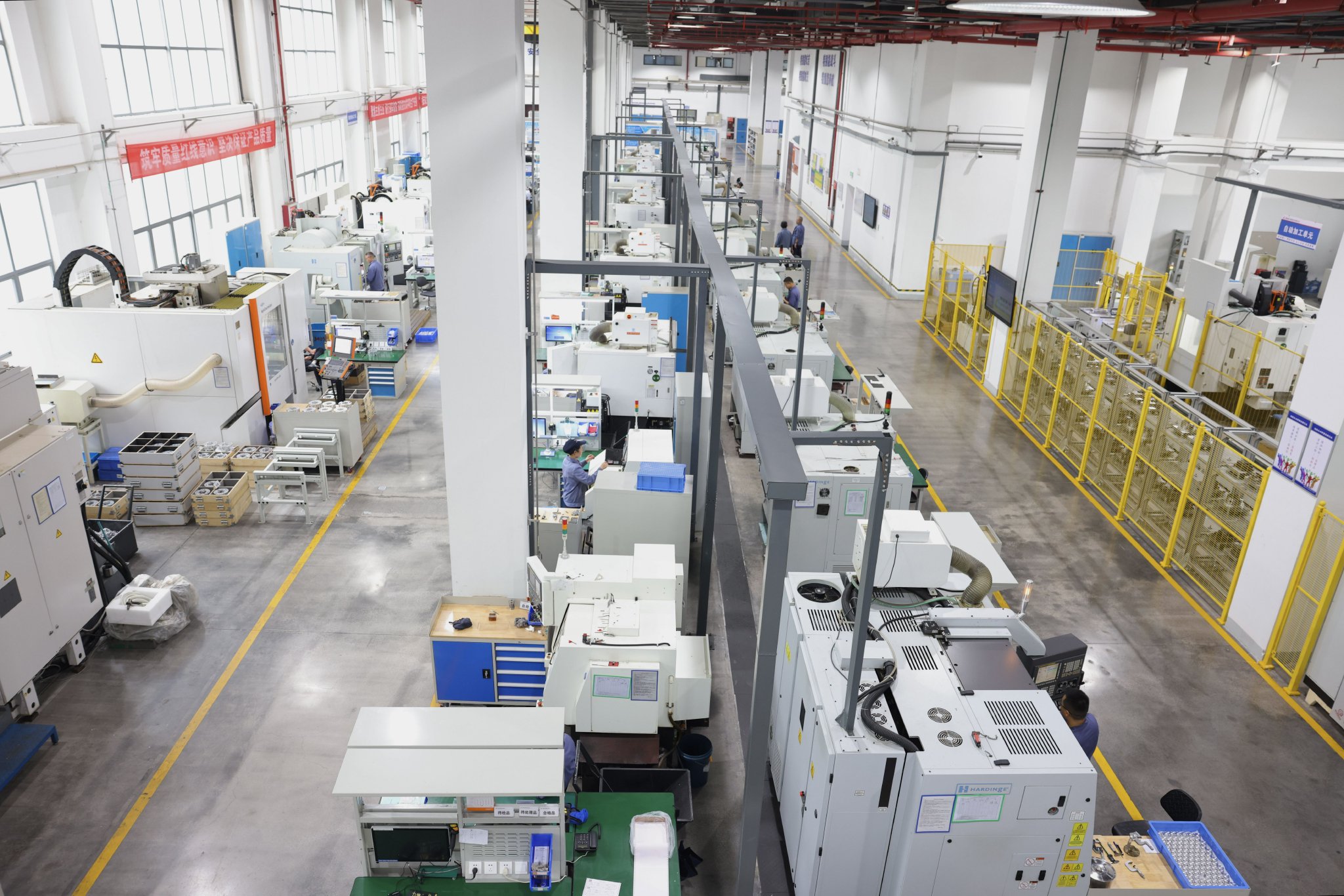 边缘算法盒子核心组件大揭秘：芯片、NPU、云边协同模块领衔