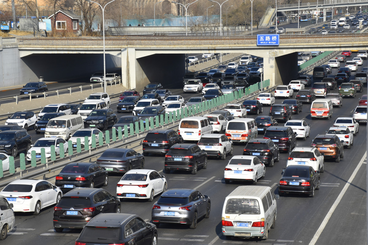 拥堵率直降15%-20%！边缘计算盒子让城市路口告别“固定配时”(图1)