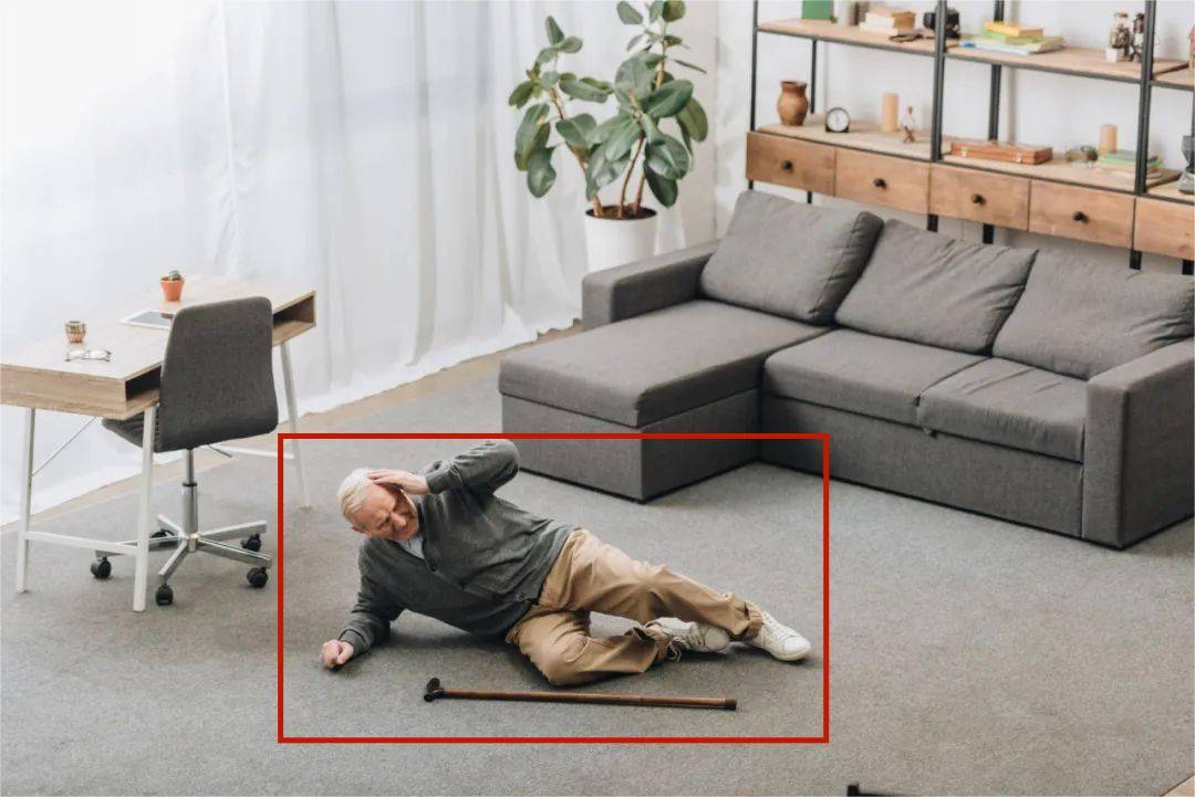 94岁老人扶梯后仰摔倒，AI跌倒检测能否终结“救援滞后”？(图3)
