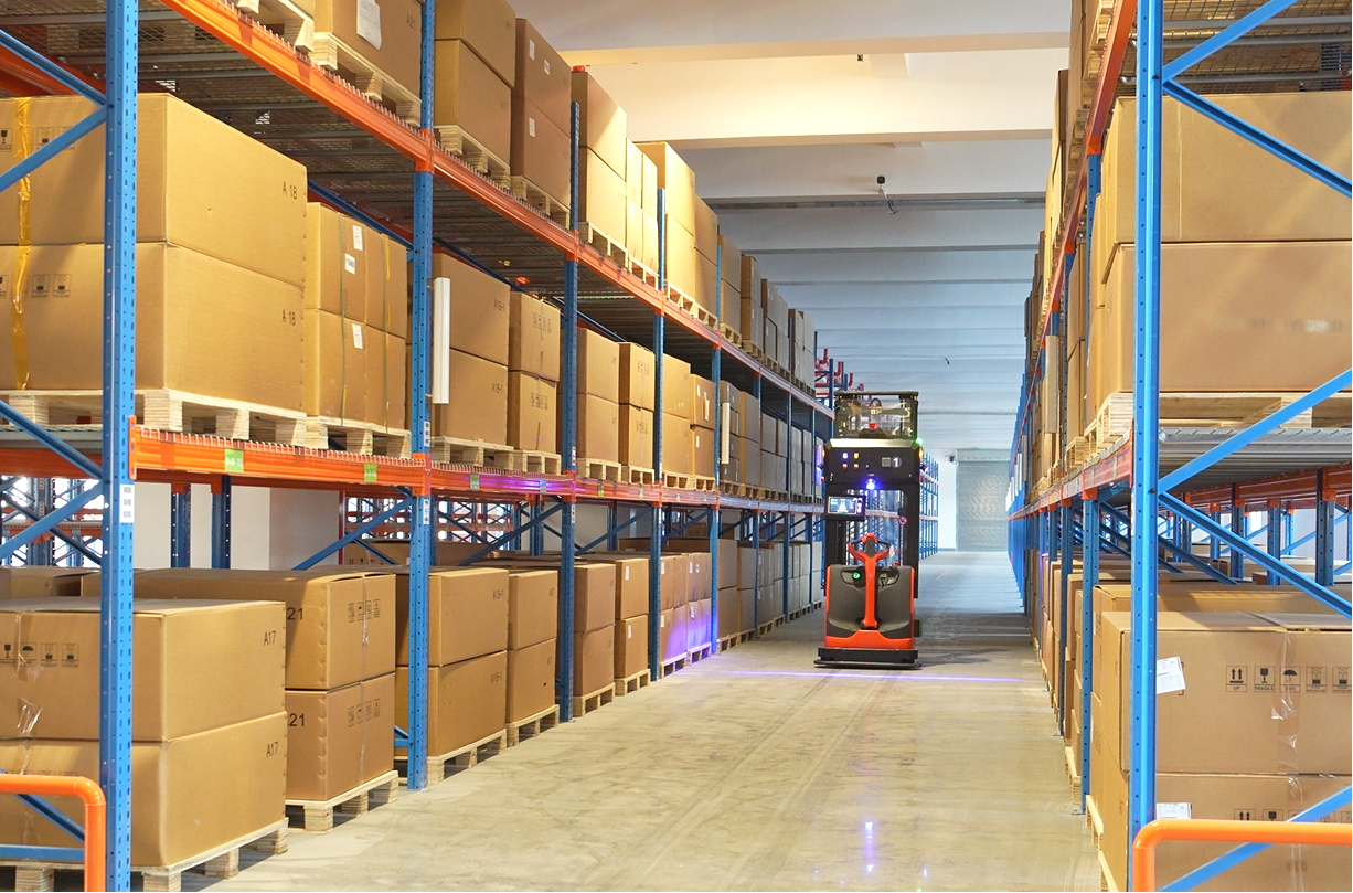 仓储边缘计算盒：毫秒级烟火预警+90%带宽节省的安防神器