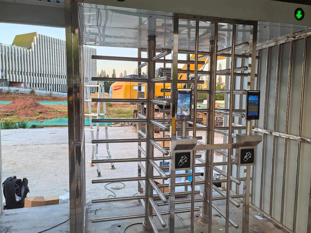 算力下沉智能安防端：智能边缘网关如何引爆‘无镜头更换’革命(图2)