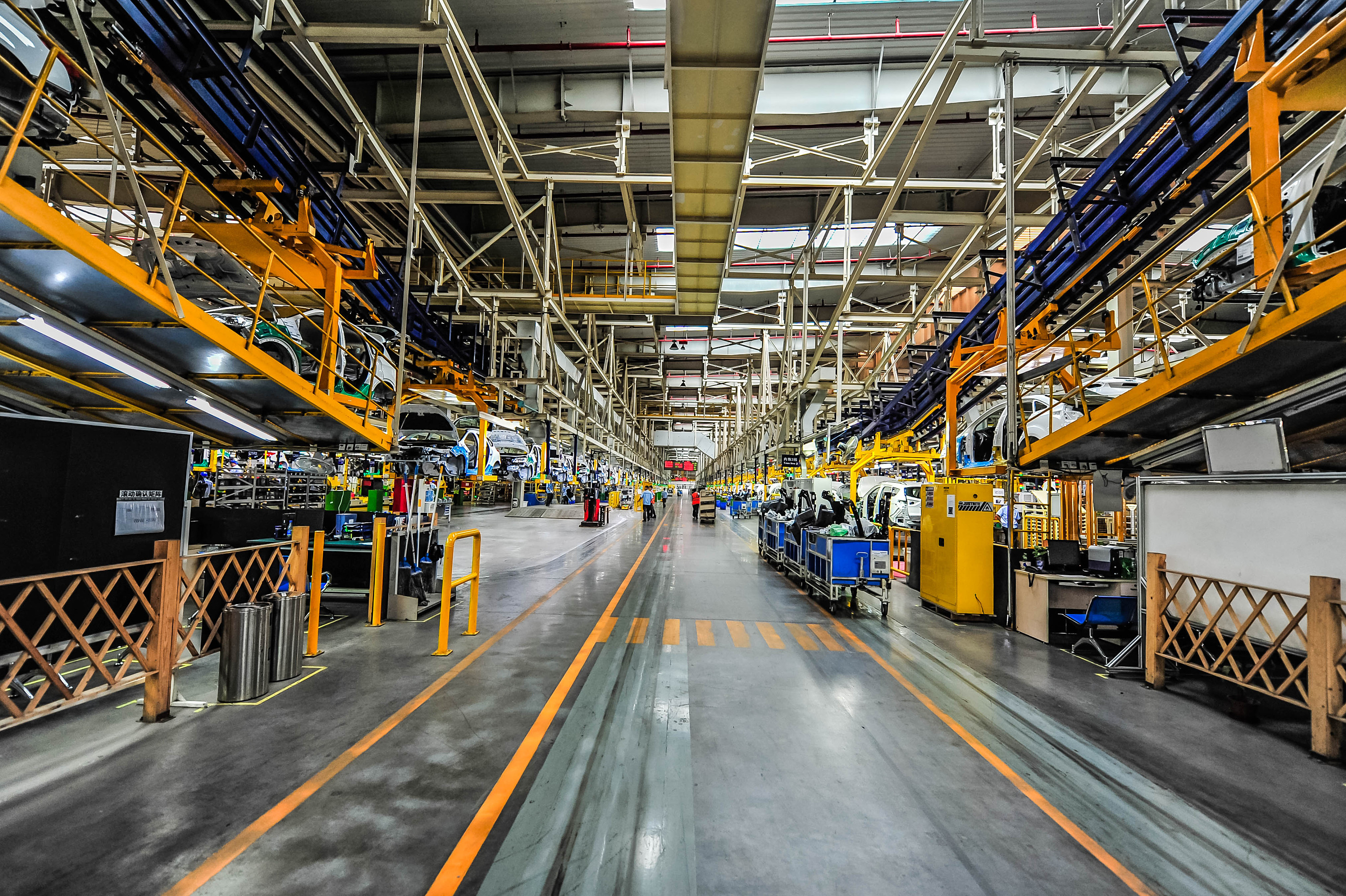 小型企业智能化改造适合用哪种AI边缘计算盒子(图1)