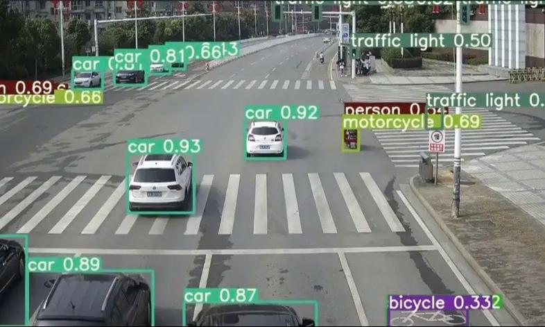BM1688 核心板 AI算法部署全览：多领域适配、主流架构与开发支持