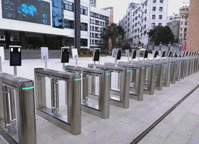 边缘计算盒子 6TOPS 与 8TOPS 对比｜算力、场景、选型全解析(图2)